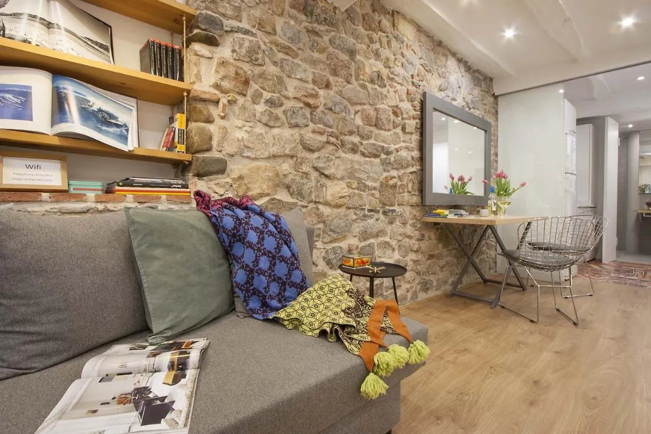 Zoe By Oldtown Ss Apartments San Sebastian 0*,